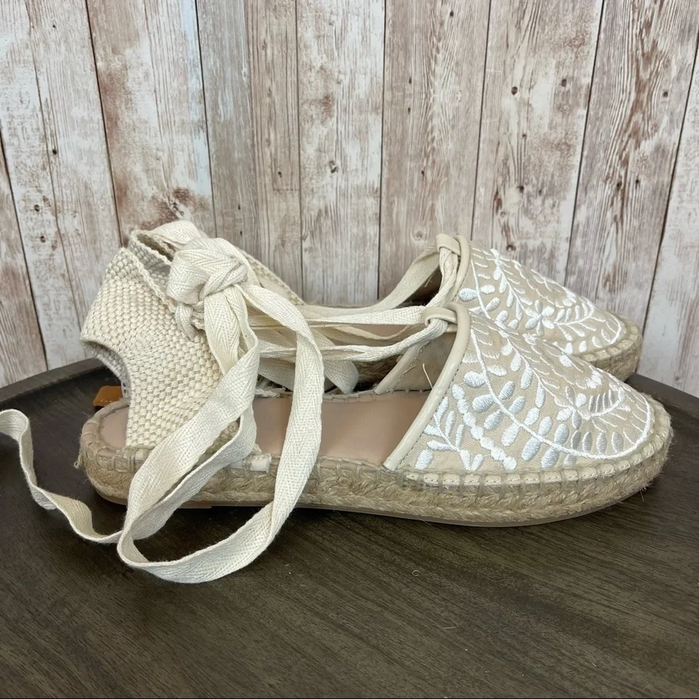 Aldo Floral Embroidered Espadrille Sandal Size 8.5 Women